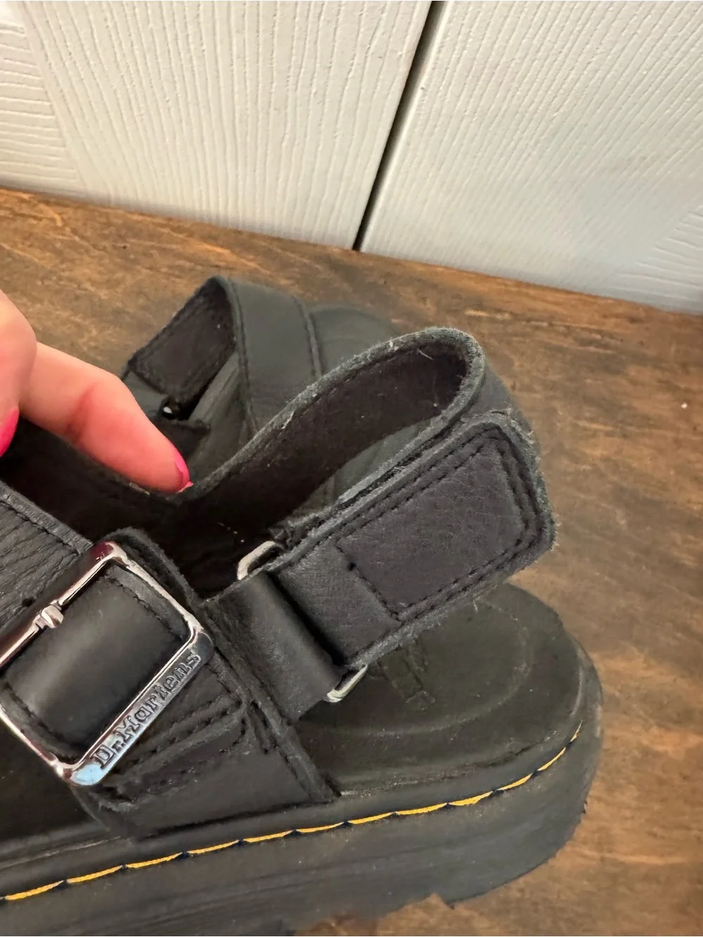 Dr. Martens Kyle J Black Leather Sandals Youth US 2 EU 33 Adjustable Straps